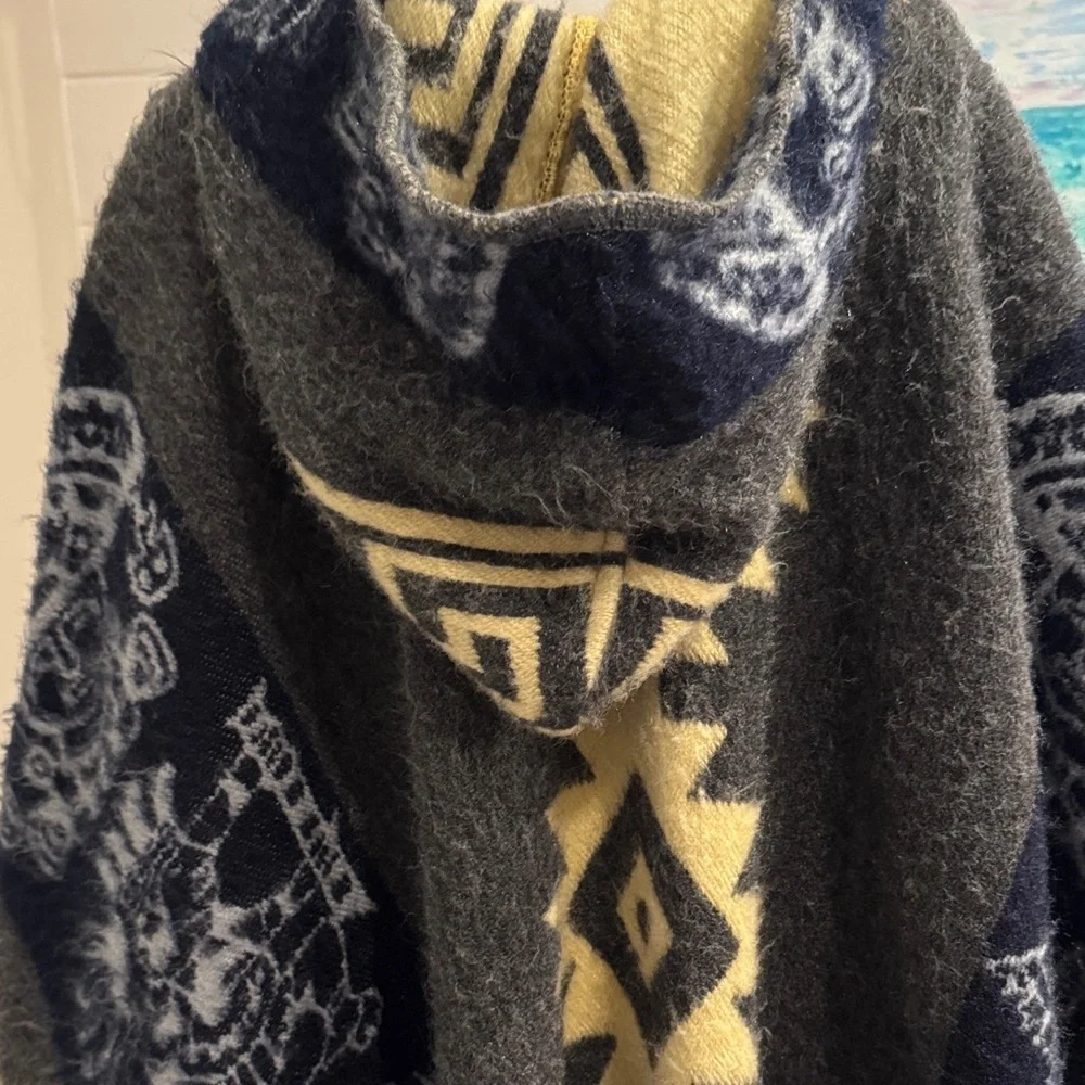 Unisex Andean Aztec Alpaca Blend Hooded Charcoal Multi Fringed Poncho Size OS